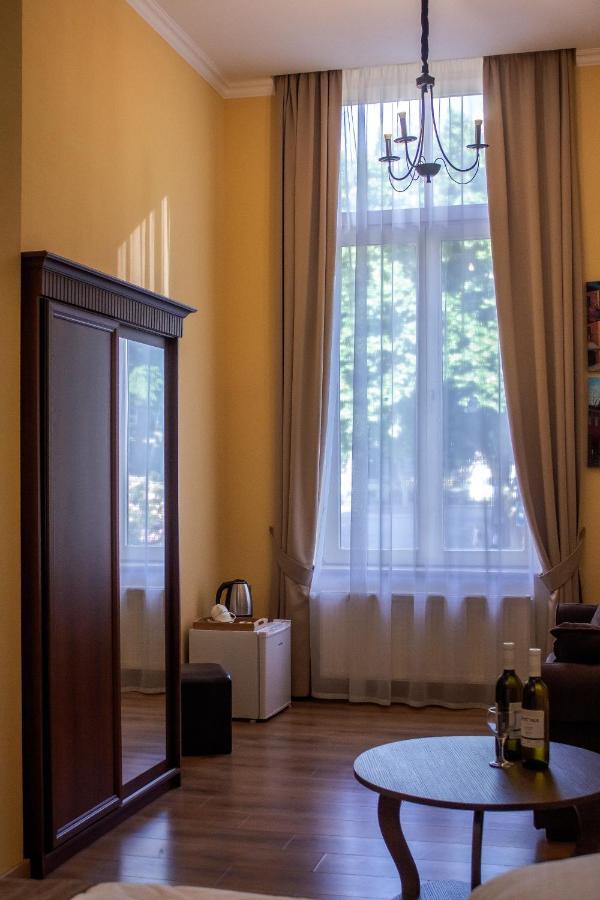 Zharuma Caravan Tbilisi Zewnętrze zdjęcie