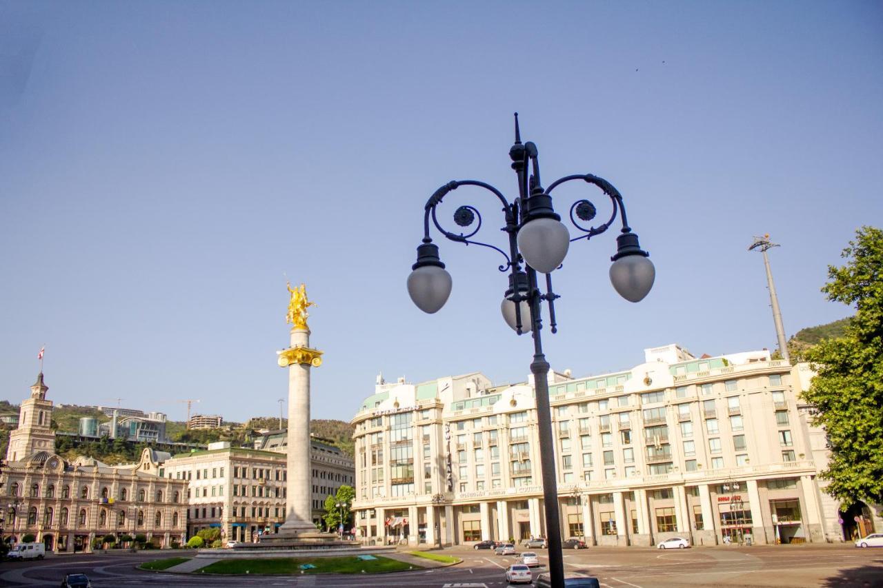 Zharuma Caravan Tbilisi Zewnętrze zdjęcie